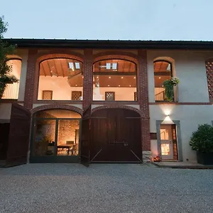 Bed & Breakfast La Corte E L'uva, Olgiate Comasco